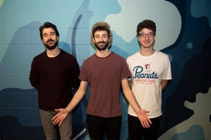 AJR Brothers Jack And Ryan Discuss &lsquo;Bang,&rsquo; Concert Livestream, Tour