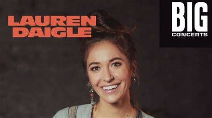 How Tall Is Lauren Daigle? An In-Depth Look At Her Stature