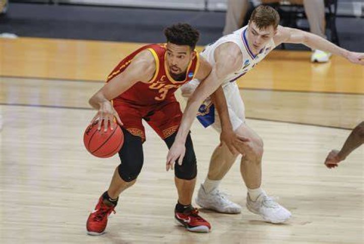 The Dynamic Defender: Markevon Mobley's Impact On Basketball