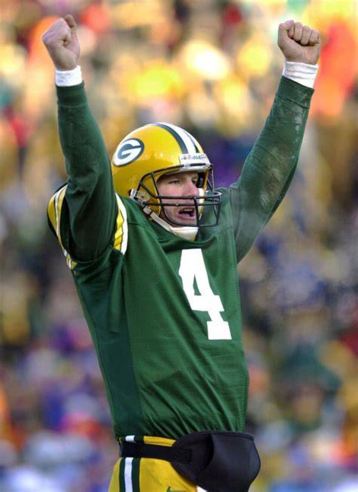 When Did Brett Favre Retire? At What Age?
